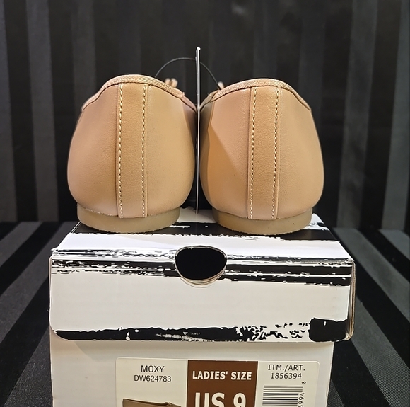 Women's US 9 Dolce Vita Moxy Ballet Flats Cafe - Picture 6 of 11